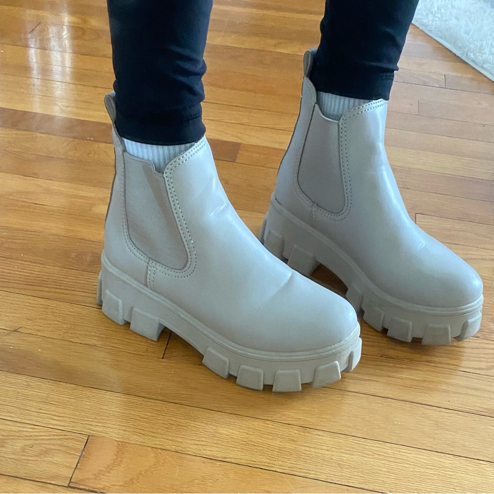 Sam Edelman Circus NY Women’s D’Arielle Ankle Boot